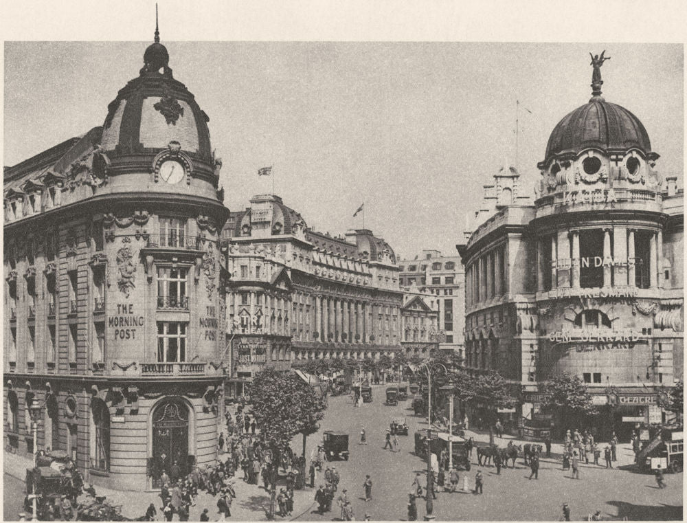 LONDON. Press & stage guard western entry to Aldwych Crescent 1926 old print